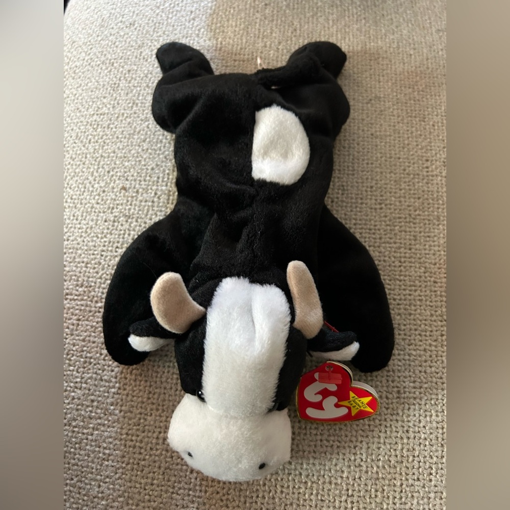 Ty Beanie Babies Daisy the Cow Plush - Black and White